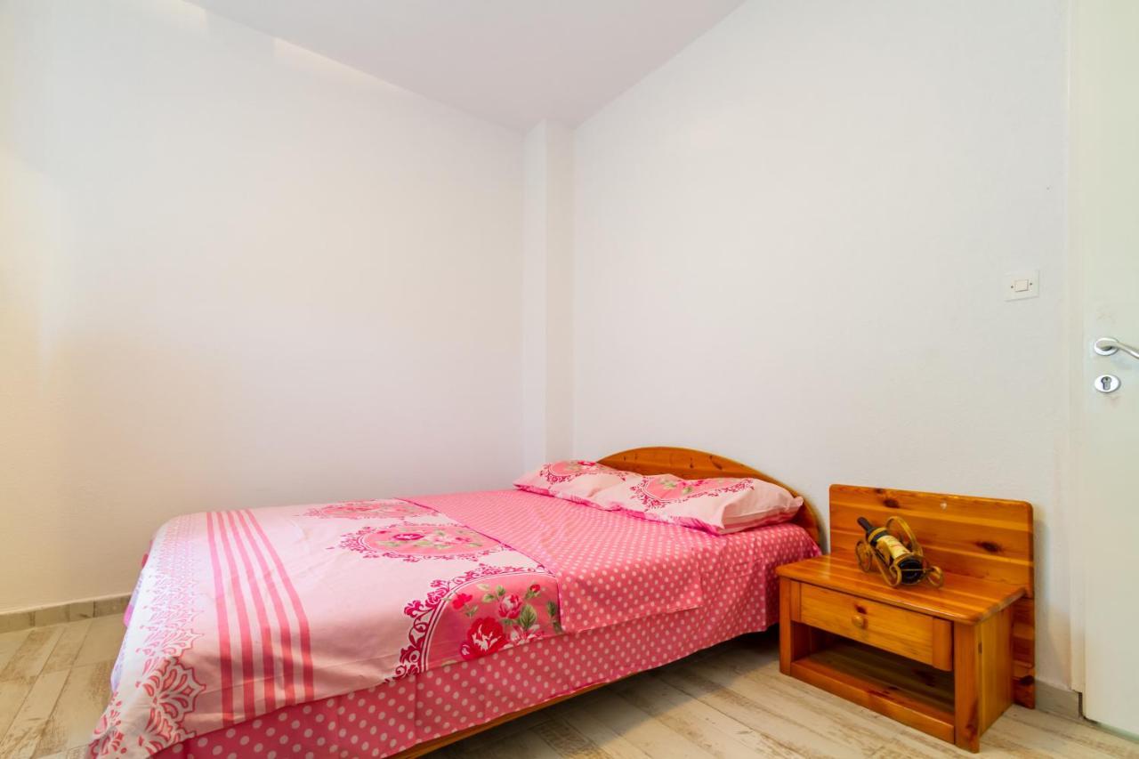 Belane Apartments Tivat Eksteriør billede