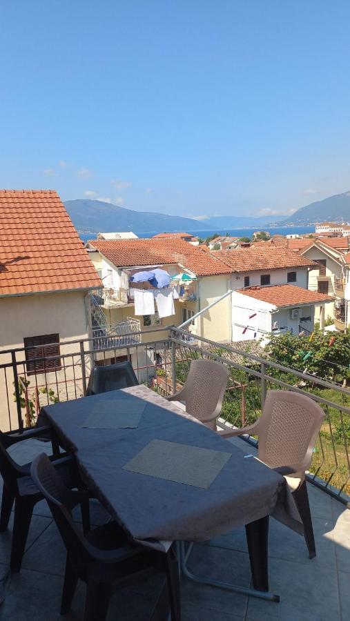 Belane Apartments Tivat Eksteriør billede