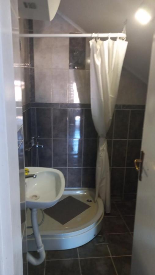 Belane Apartments Tivat Eksteriør billede