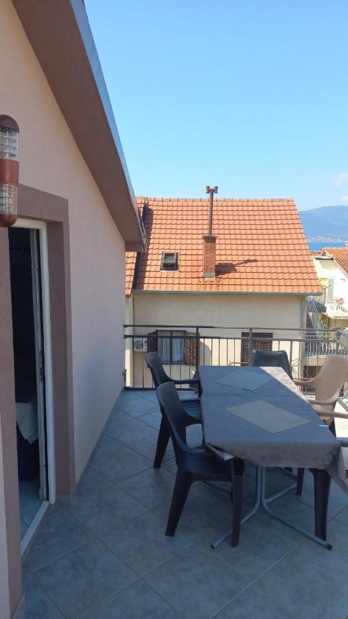 Belane Apartments Tivat Eksteriør billede
