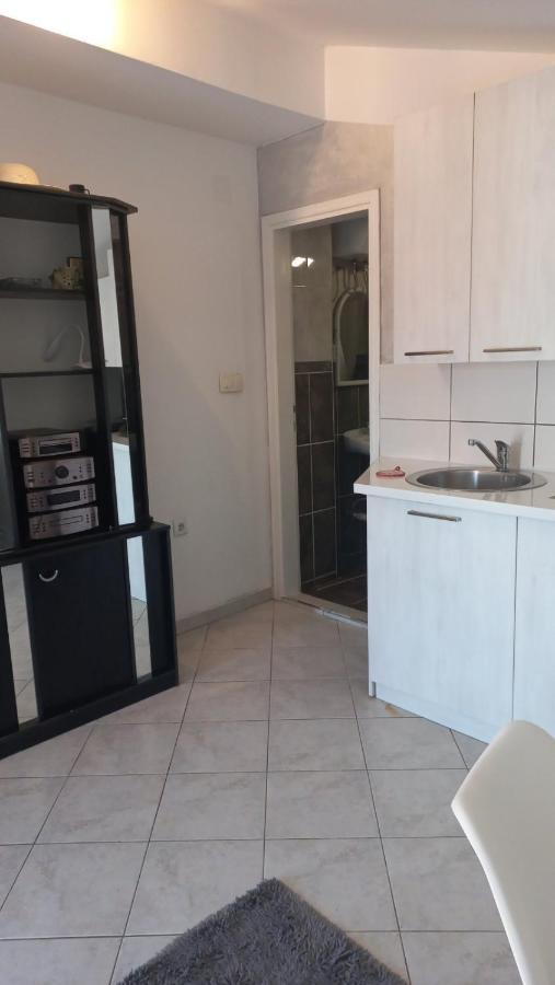 Belane Apartments Tivat Eksteriør billede
