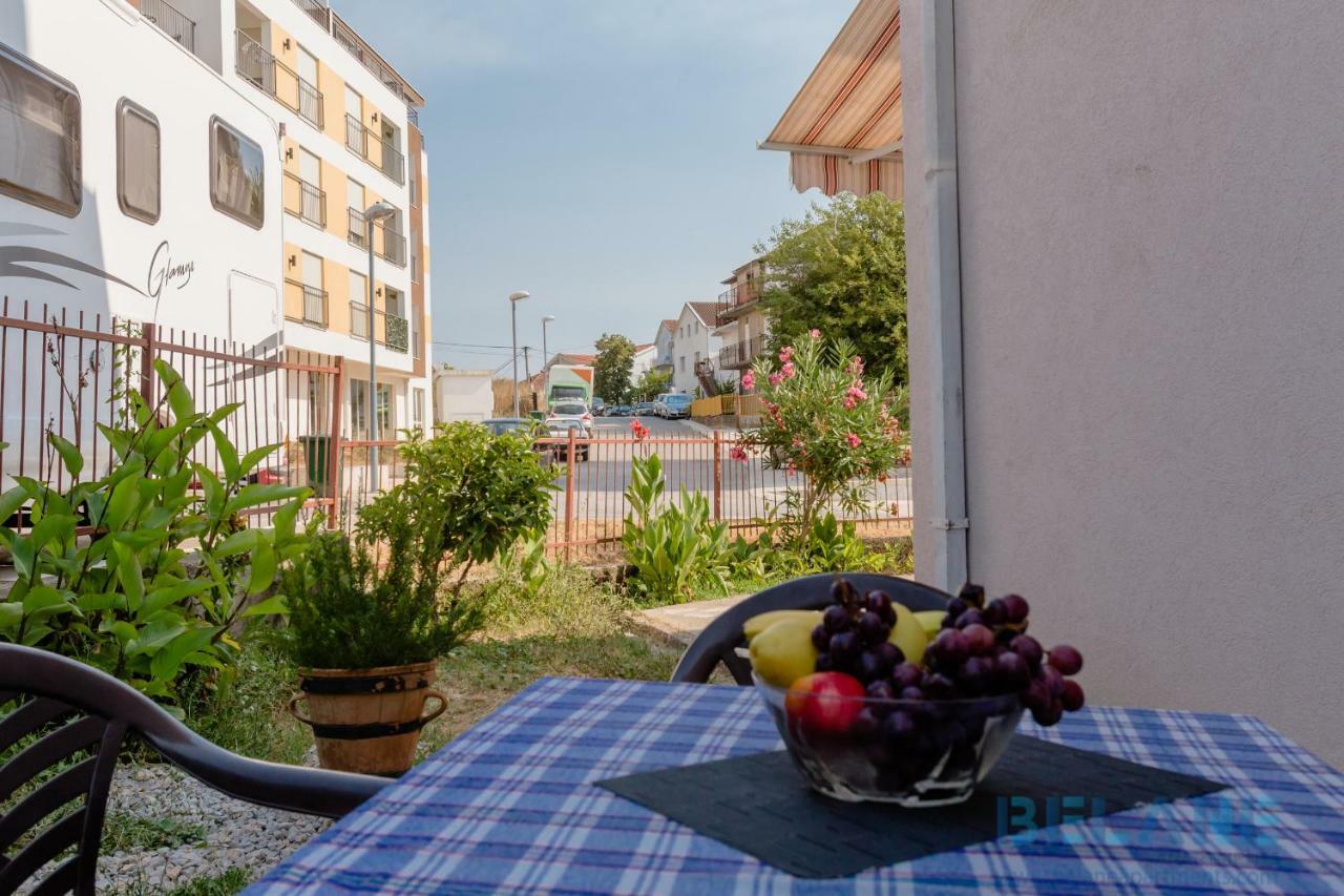 Belane Apartments Tivat Eksteriør billede