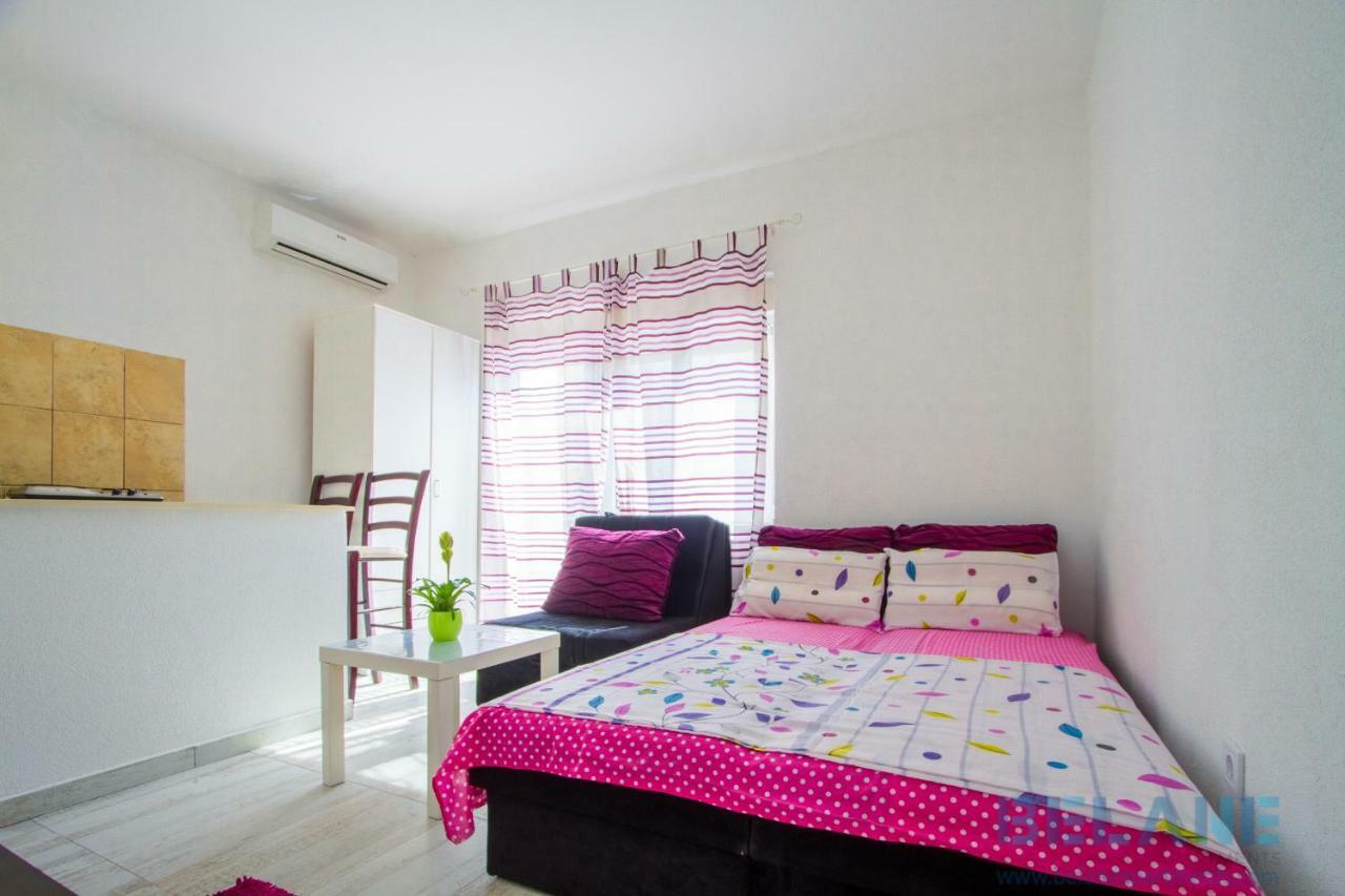 Belane Apartments Tivat Eksteriør billede